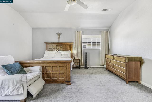 1795 Walnut Creek Dr, Santa Rosa CA: https://media.crmls.org/mediaz/082191ba-872b-4d1e-9af9-789a2d88fcda.jpg