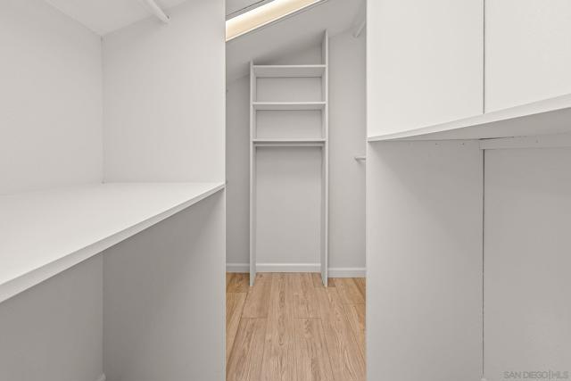 6338 Caminito Del Pastel, San Diego CA: https://media.crmls.org/mediaz/0821c3c8-c583-43ab-b662-a33e48ac90bb.jpg