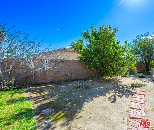 850 Ventana, Palm Springs, CA 92262