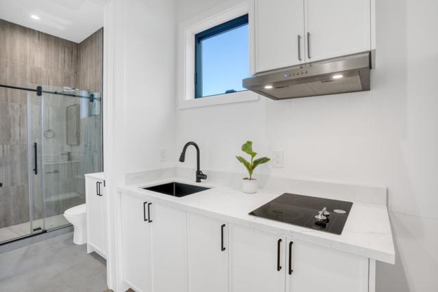 1270 W Hacienda Avenue, Campbell CA: https://media.crmls.org/mediaz/0823498d-3ed8-4414-b185-d52a26d98de5.jpg