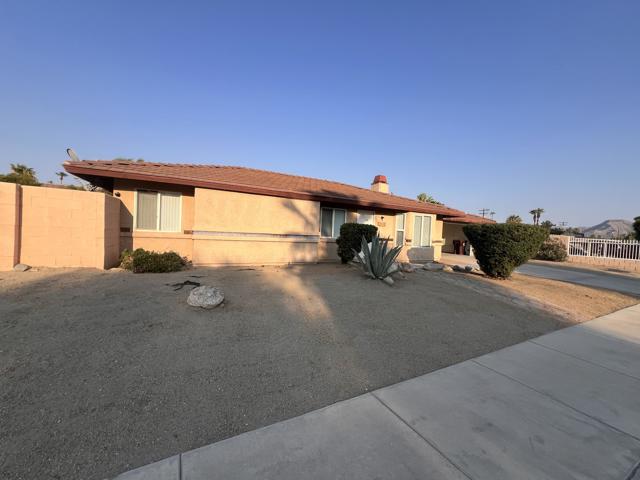 32550 Shifting Sands Trail, Cathedral City CA: https://media.crmls.org/mediaz/08235b8d-618f-4609-a35a-c9ad2d5f57a7.jpg