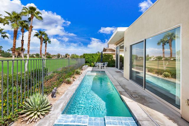 519 Soriano Way, Palm Springs, CA 92262