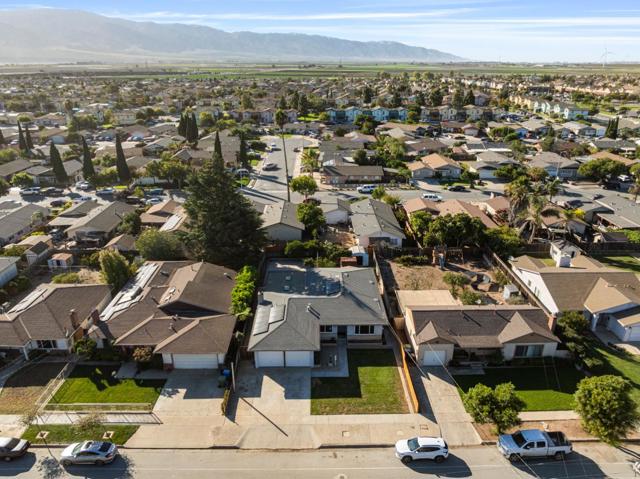 641 Main Street, Soledad CA: https://media.crmls.org/mediaz/0824d5e3-b69e-407e-920f-7b73eb22a35c.jpg