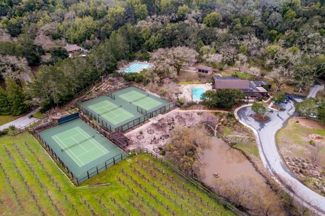 5 Sandstone Street, Portola Valley CA: https://media.crmls.org/mediaz/082613b0-2035-44e6-8fab-385ba2ef08d8.jpg