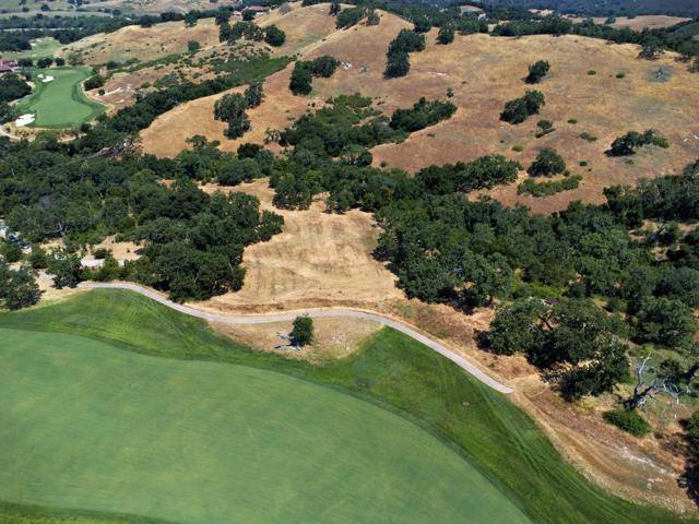 23 E Pronghorn Run, Carmel CA: https://media.crmls.org/mediaz/08265385-9a4e-47dd-bf37-7ba3388993a7.jpg