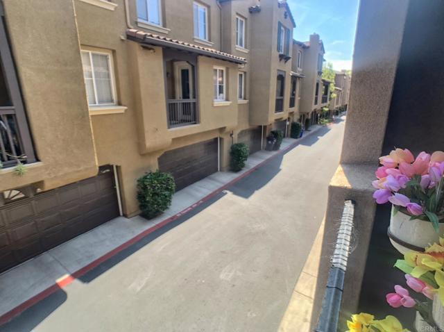 7755 Via Montebello, San Diego CA: https://media.crmls.org/mediaz/0826a743-46f2-4f5e-96f3-7d3f4edd4f25.jpg