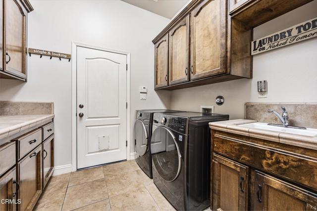 Detail Gallery Image 34 of 38 For 9905 Lightner Way, Bakersfield,  CA 93311 - 3 Beds | 2/1 Baths