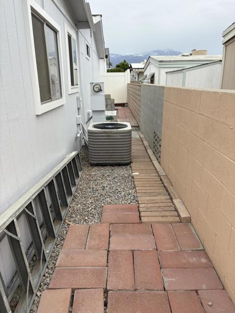 73240 Adobe Springs Drive, Palm Desert CA: https://media.crmls.org/mediaz/08298d38-1b18-4970-8993-b9ddd6252f86.jpg