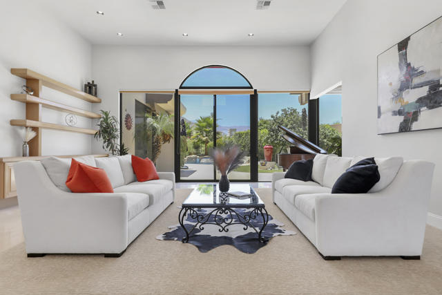 79455 Briarwood, La Quinta CA: https://media.crmls.org/mediaz/082a37a7-1109-40df-8d6f-02fc7024b8b3.jpg
