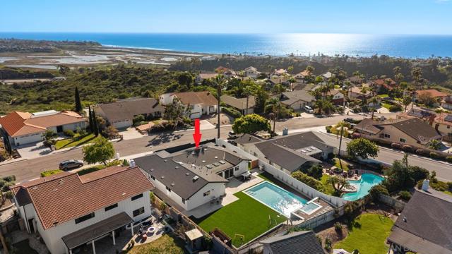 1110 Sea Village Dr, Cardiff by the Sea CA: https://media.crmls.org/mediaz/082a58ca-3fd5-4bfb-b47f-4790a0b3d9a5.jpg