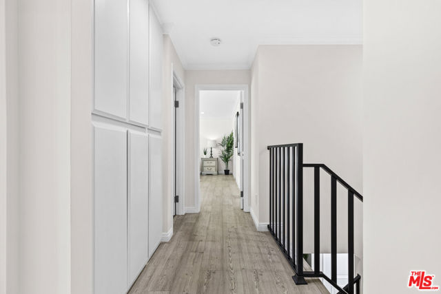 8557 Norwich Avenue, North Hills CA: https://media.crmls.org/mediaz/082b5620-202b-494b-9137-e92f5bf809ca.jpg