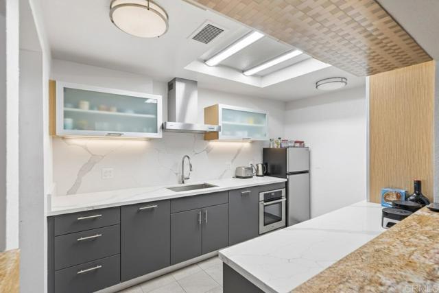 Detail Gallery Image 3 of 64 For 941 Redbud Rd, Chula Vista,  CA 91910 - 4 Beds | 3 Baths