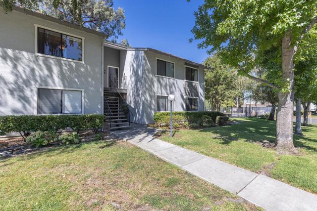 900 Cambridge Drive, Benicia CA: https://media.crmls.org/mediaz/082d4197-c2db-44bb-bc86-40af92680ed0.jpg