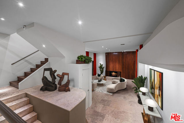 3625 Lowry Road, Los Angeles CA: https://media.crmls.org/mediaz/082dd1ce-2729-4d32-9dce-7071b181c2ab.jpg