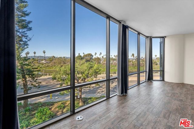 4316 Marina City Drive, 204G photo 8