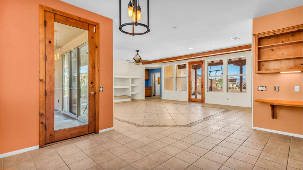 MLS #219136310DA image #3