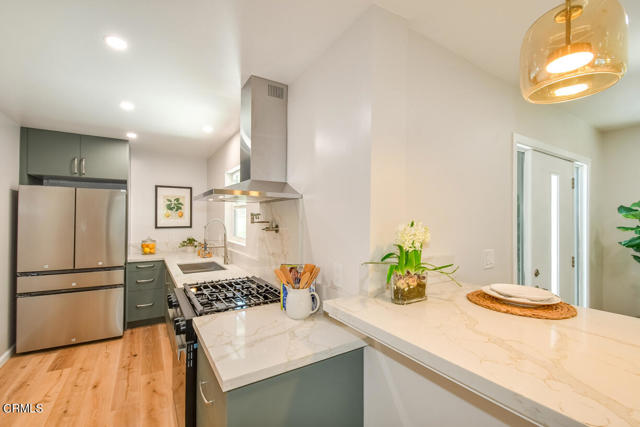 4035 W Avenue 42, Los Angeles CA: https://media.crmls.org/mediaz/082e656c-1a88-418a-b2f5-2e5fcb7c208d.jpg