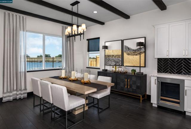 16177 Poulson Court, Lathrop CA: https://media.crmls.org/mediaz/082e7b21-cb07-42cb-884d-ba2484e76b39.jpg