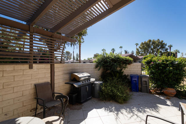 Image 46 of 69 For 82263 Odlum Drive