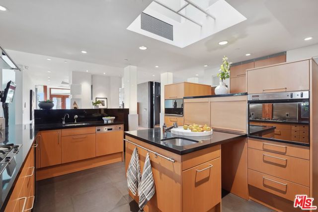 Drew Fenton | 2238 Stradella Road Los Angeles CA | MLS: 7146922