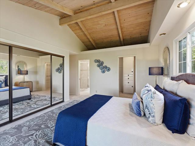 624 Oakridge Drive, Los Altos CA: https://media.crmls.org/mediaz/08347a43-e382-41cb-a391-b35d896e4d41.jpg