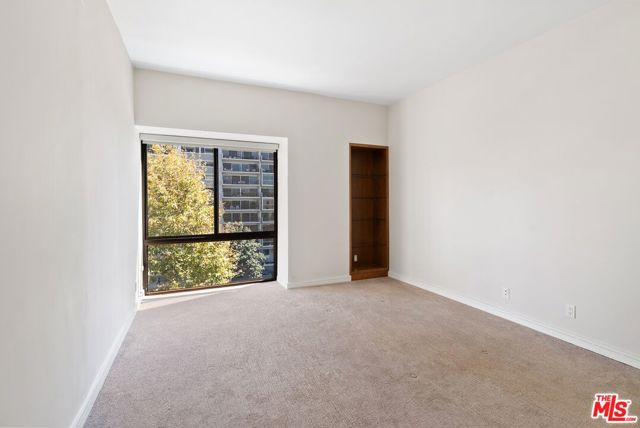 10445 Wilshire Boulevard, 406 photo 35