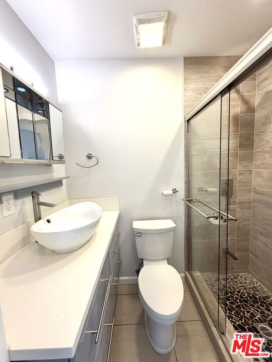https://media.crmls.org/mediaz/08374628-fde4-4c8c-bcfa-5f4d85468ffe.jpg?preset=X-Large
