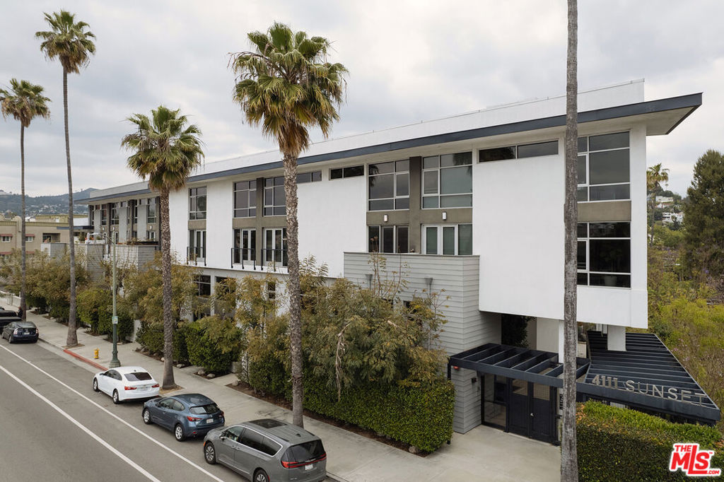 4111 W Sunset Boulevard Unit 233