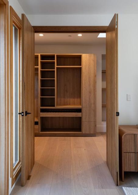 1307 University Avenue, Palo Alto CA: https://media.crmls.org/mediaz/08396e11-26b6-46a6-a779-0f707d000ea8.jpg