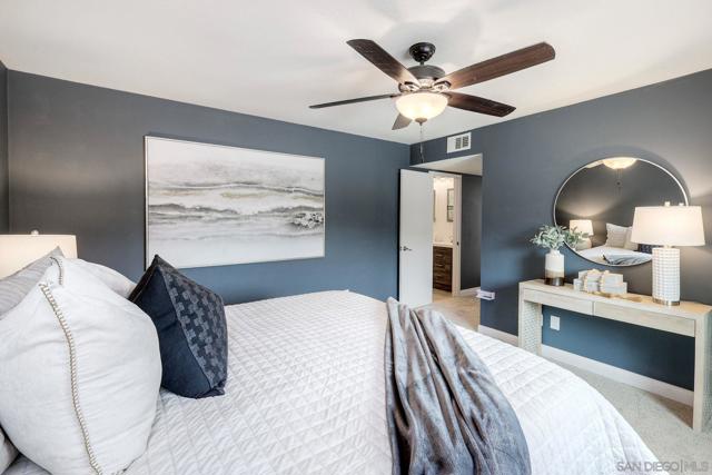 13791 Via Tres Vista, San Diego CA: https://media.crmls.org/mediaz/0839bf3e-05a7-491f-9c4d-6d05212133af.jpg