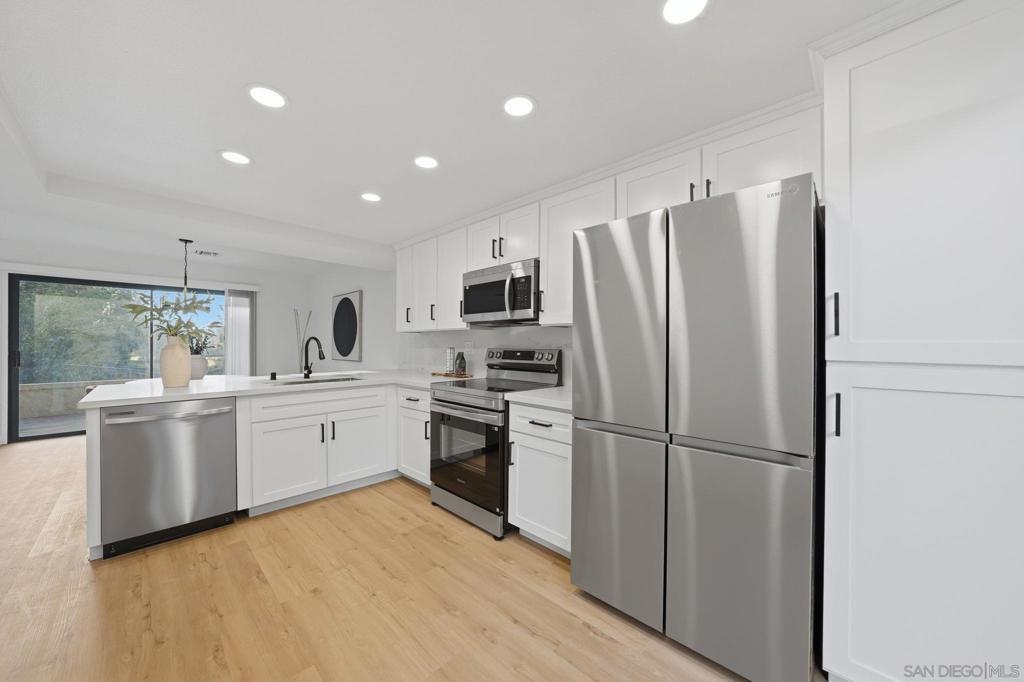 10450 Ridgewater Lane - photo 9