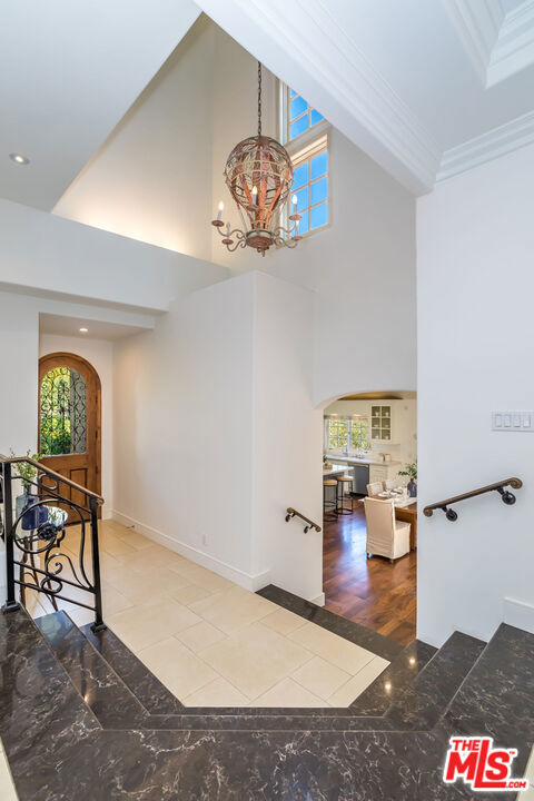 941 N Norman Place, Los Angeles CA: https://media.crmls.org/mediaz/083b2d29-99cf-4d27-b038-4ff51c3b63e1.jpg