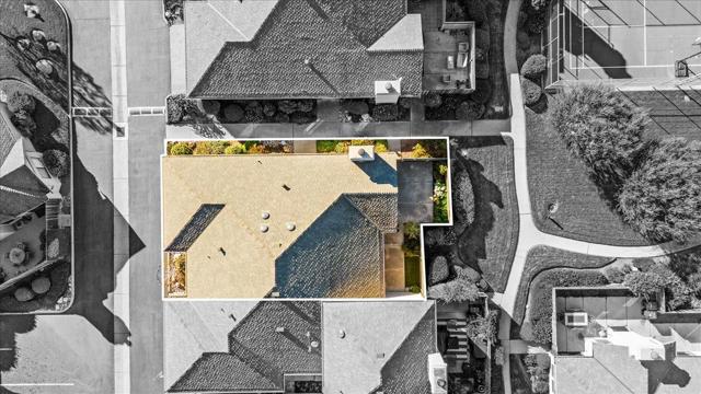 118 Nissen Road, Salinas CA: https://media.crmls.org/mediaz/083bc088-2ba8-4960-993a-8897603737b2.jpg