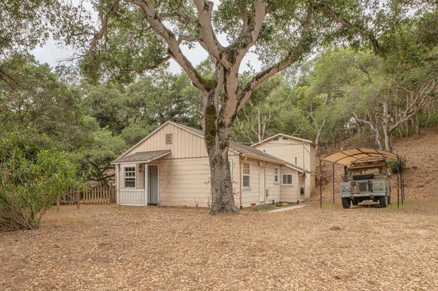 17229 McGuffie Road, Prunedale CA: https://media.crmls.org/mediaz/083c95ca-d7fc-4bff-9ee5-2b05c2467f1e.jpg
