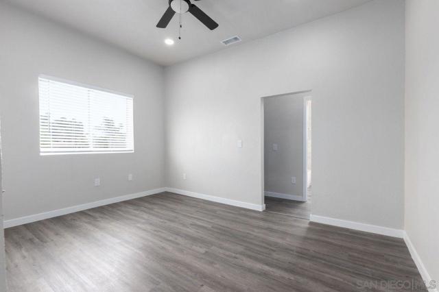2856 Franklin Ave, San Diego CA: https://media.crmls.org/mediaz/083cec89-cebe-4b42-b20e-1332b61fe217.jpg