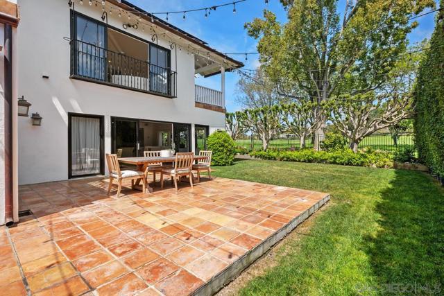 7505 Pepita Way, La Jolla CA: https://media.crmls.org/mediaz/083d6e69-f75e-4c40-8f1f-4d0c80c93cc8.jpg