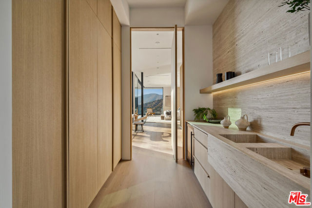 1149 Linda Flora Drive, Los Angeles CA: https://media.crmls.org/mediaz/083e9951-0bc5-43b9-99de-a1a894b8c4b2.jpg