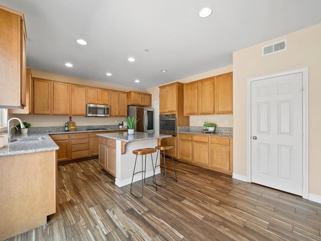 083Ef1E3 Ca90 428B 9F18 72310828E228 1803 Webber Way, Chula Vista, Ca 91913 &Lt;Span Style='BackgroundColor:transparent;Padding:0Px;'&Gt; &Lt;Small&Gt; &Lt;I&Gt; &Lt;/I&Gt; &Lt;/Small&Gt;&Lt;/Span&Gt;