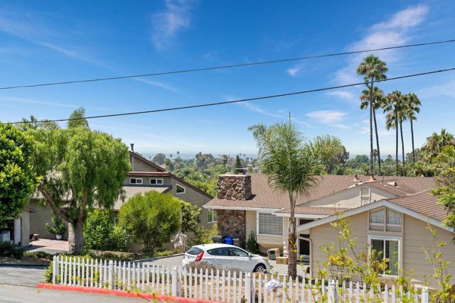 869 Eugenie Avenue, Encinitas CA: https://media.crmls.org/mediaz/083f0288-5000-446c-b429-007e620841e4.jpg