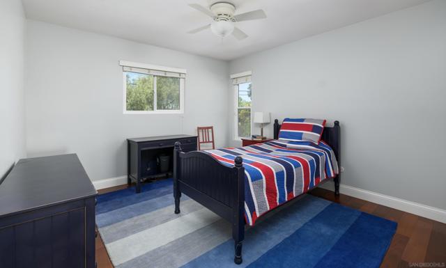 675 Silvergate Ave, San Diego CA: https://media.crmls.org/mediaz/08401688-cab5-478e-b001-b47f57b9d1f9.jpg