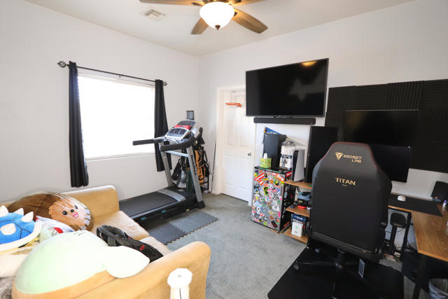 27185 Landau Boulevard, Cathedral City CA: https://media.crmls.org/mediaz/08402850-fdd1-43de-a7e1-0b42d65f2fa4.jpg