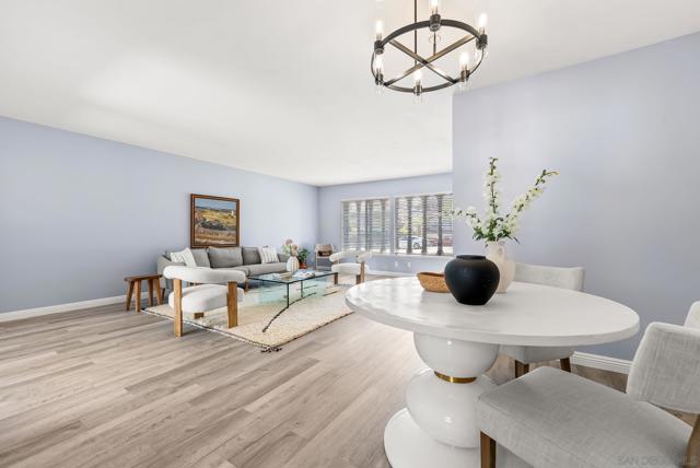 17031 Bernardo Center Dr, San Diego CA: https://media.crmls.org/mediaz/08406376-a275-49e0-a06f-65b7d542ce0b.jpg