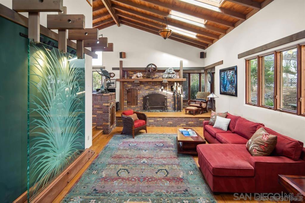 MLS #250043109SD image #8