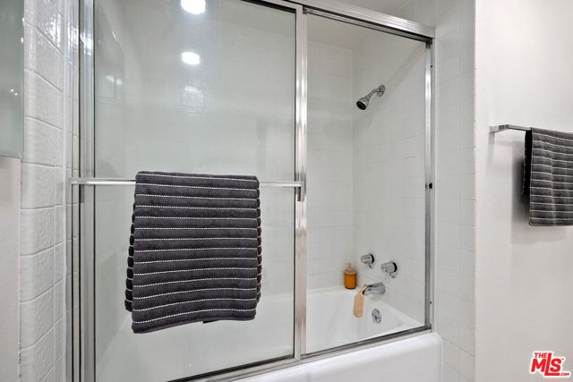 10535 Wilshire Boulevard, Los Angeles CA: https://media.crmls.org/mediaz/0843653e-257e-46d4-8c07-c7a03b828ddb.jpg