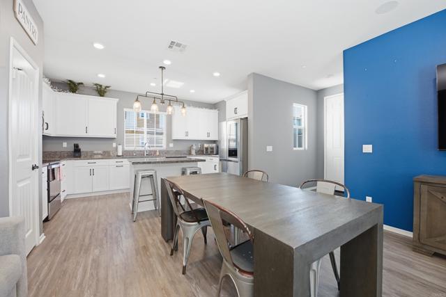 Detail Gallery Image 7 of 20 For 13626 Gray Hawk Way, Valley Center,  CA 92082 - 3 Beds | 2/1 Baths