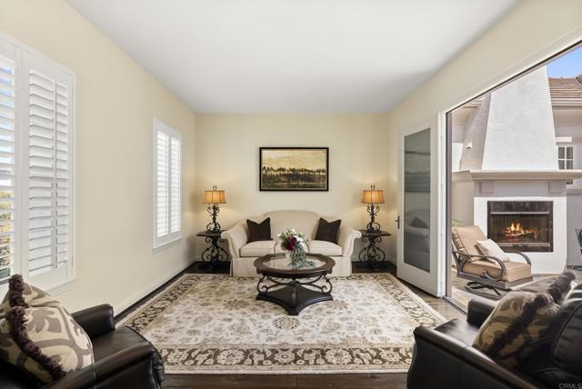 Detail Gallery Image 6 of 52 For 7062 Crystalline Dr, Carlsbad,  CA 92011 - 4 Beds | 2/1 Baths