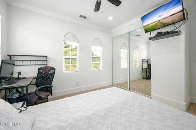 650 Astera Court, Newbury Park CA: https://media.crmls.org/mediaz/08495e0a-2763-4695-a6cd-13655913a95c.jpg