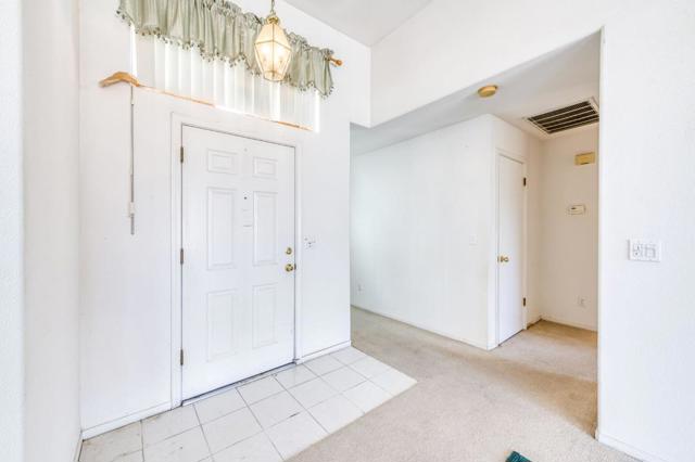2670 N Katy Avenue, Fresno CA: https://media.crmls.org/mediaz/084a0063-a192-4c04-ac71-2d1386223a62.jpg