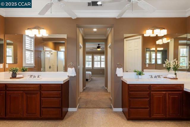 1669 Albani Place, Brentwood CA: https://media.crmls.org/mediaz/084a1750-d91e-4d0e-abd3-ab7b510c2e8f.jpg