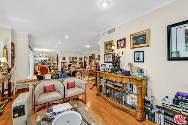 10701 Wilshire Boulevard, Los Angeles CA: https://media.crmls.org/mediaz/084b0d2c-20b5-4558-848b-0645d0449b6a.jpg